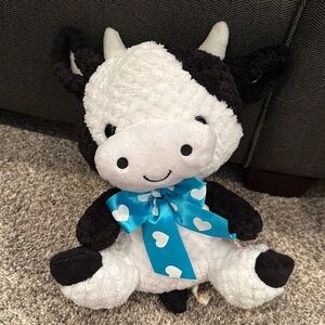 Super cute cow plush no tags